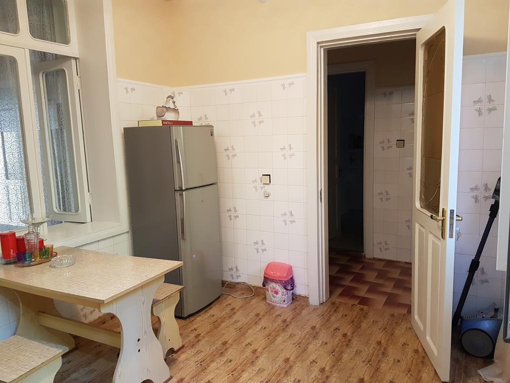 House #1 Appartement Koetaisi Buitenkant foto